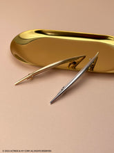Load image into Gallery viewer, Minimalist Dainty Crescent Gold Daily Hair Pin