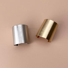 Load image into Gallery viewer, Minimalist Hair cuff, Modern Ponytail Holder