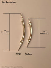 Load image into Gallery viewer, Minimalist Dainty Crescent Gold Daily Hair Pin
