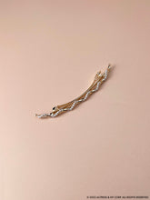 Load image into Gallery viewer, Minimalist Dainty Crescent Gold Daily Hair Pin