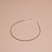 Load image into Gallery viewer, Minimalist Twisted Wave headband