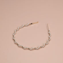 Load image into Gallery viewer, Minimalist Twisted Pearl headband