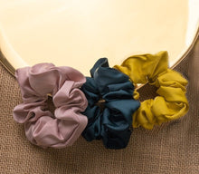 Load image into Gallery viewer, 3pcs Set of Satin Silky Hair Ponytail Scrunchie