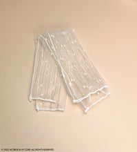 Load image into Gallery viewer, Sparkling Gold Thread Lace Fingerless XX Long Gloves