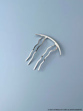 Load image into Gallery viewer, Minimalist Crescent Moon 4 Prongs Bun Holder