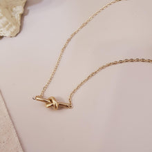 Load image into Gallery viewer, Dainty Simple Knot Necklace