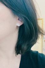 Load image into Gallery viewer, Minimalist Small Turtle Stud Earrings