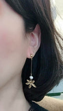 Load image into Gallery viewer, Mismatched Leaf Drop Earrings with Freshwater Pearls