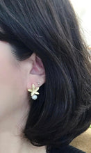 Load image into Gallery viewer, Mismatched Leaf Drop Earrings with Freshwater Pearls
