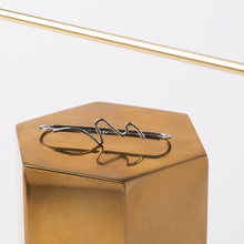 Load image into Gallery viewer, Minimalist Wave Ear Wrap Earring/ Bar Climber/ Ear Cuff