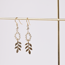 Load image into Gallery viewer, Simple Leaf Drop Earrings with Pearls