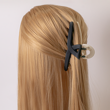 Load image into Gallery viewer, Matte Half & Half Contrast Hair Claw Clip
