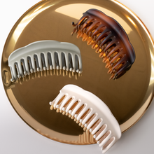 Load image into Gallery viewer, Extra Large Matte Hair Claw Clip