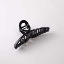 Load image into Gallery viewer, Glossy Twisted Hair Clips