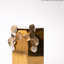 Load image into Gallery viewer, Odette Modern Gold Flower Drop Earrings with Fresh Water Pearl