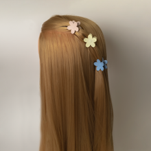 Load image into Gallery viewer, 2pcs Set Small Flower Matte Acrylic Hair Clips