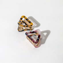 Load image into Gallery viewer, Small Tortoise Triangle Acetate Hair Clips