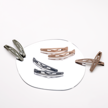 Load image into Gallery viewer, SET of Minimalist Matte Snap Hair Clips