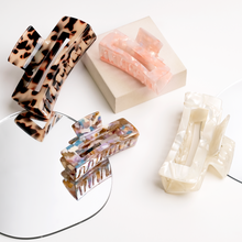Load image into Gallery viewer, Rectangle Tortoise Acetate Hair Claw Clips