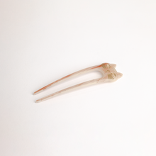 Load image into Gallery viewer, Minimalist Cat Hair Bun Holder