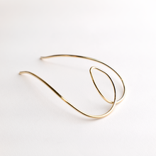 Load image into Gallery viewer, Heart Wired Metal Hair Stick/ Bun Holder