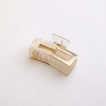 Load image into Gallery viewer, Rectangle Tortoise Acetate Metal Hair Claw Clips