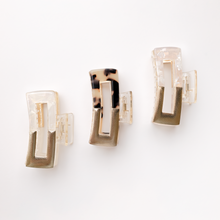 Load image into Gallery viewer, Rectangle Tortoise Acetate Metal Hair Claw Clips