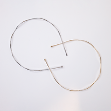 Load image into Gallery viewer, Minimalist Simple Wave headband