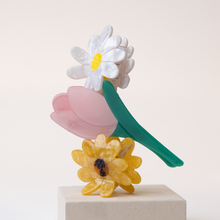 Load image into Gallery viewer, Tulip Daisy Flower Hair Claw Clip