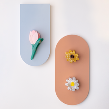 Load image into Gallery viewer, Tulip Daisy Flower Hair Claw Clip