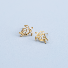 Load image into Gallery viewer, Minimalist Small Stud Earrings