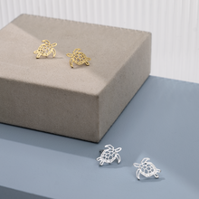 Load image into Gallery viewer, Minimalist Small Stud Earrings