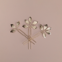 Load image into Gallery viewer, Boho Gold Leaf Hair Pins, Leaf vine Hair Comb Pieces for Wedding