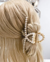 Load image into Gallery viewer, Embellished Pearl Twisted Gold Hair Clips