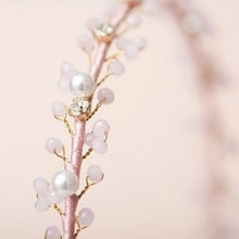 Load image into Gallery viewer, Floral Pearl and Crystal Beaded Headband