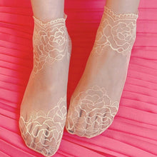 Load image into Gallery viewer, 2 Pairs Women's Rose Sheer Lace Socks