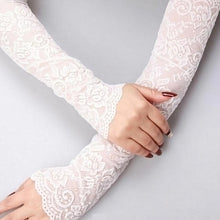 Load image into Gallery viewer, Soft Lace XX Long Fingerless Gloves