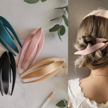 Load image into Gallery viewer, Extra Large Matte Bun Holder/ Hair Claw Clip