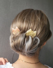 Load image into Gallery viewer, Minimalist Cat Hair Bun Holder