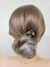 Load image into Gallery viewer, Minimalist Cat Hair Bun Holder