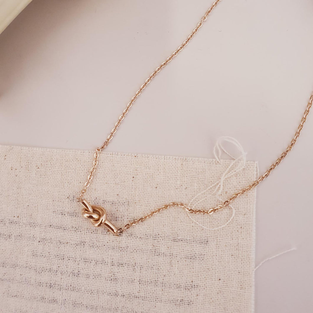 Dainty Simple Knot Necklace