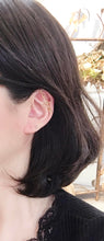 Load image into Gallery viewer, Minimalist Wave Ear Wrap Earring/ Bar Climber/ Ear Cuff
