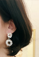Load image into Gallery viewer, Colette Cluster Flower Pearl Drop Earrings
