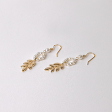 Load image into Gallery viewer, Simple Leaf Drop Earrings with Pearls
