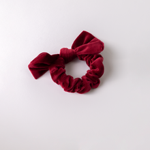 Load image into Gallery viewer, 3pcs Set of Velvet Bow Hair Ponytail Scrunchie
