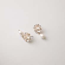 Load image into Gallery viewer, Cluster Flower Drop with Pearl Drop Earrings
