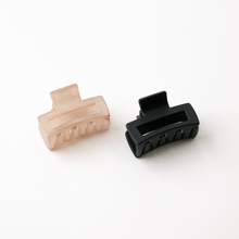 Load image into Gallery viewer, 2pcs Set Small Matte Rectangle Hair Clips
