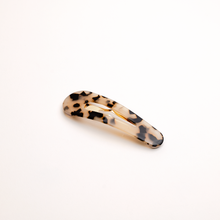 Load image into Gallery viewer, Oversized Tortoise Shell Snap Hair Pins Clips
